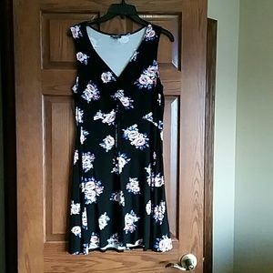 Lily Rose Brand, sleeveless black floral dress